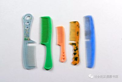 消失的青春見(jiàn)證 打工者日常用品里的時(shí)間烙印